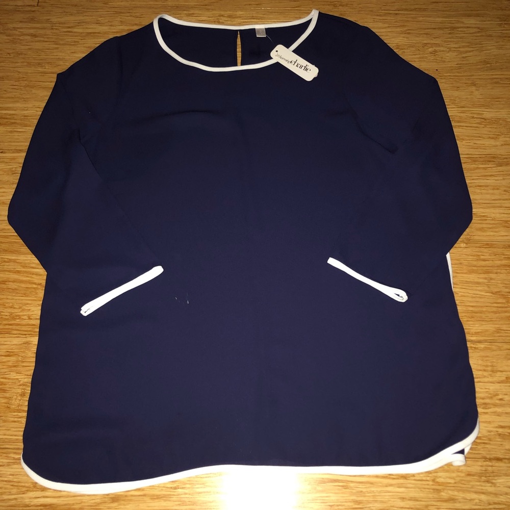 Navy chiffon 3/4 sleeve blouse